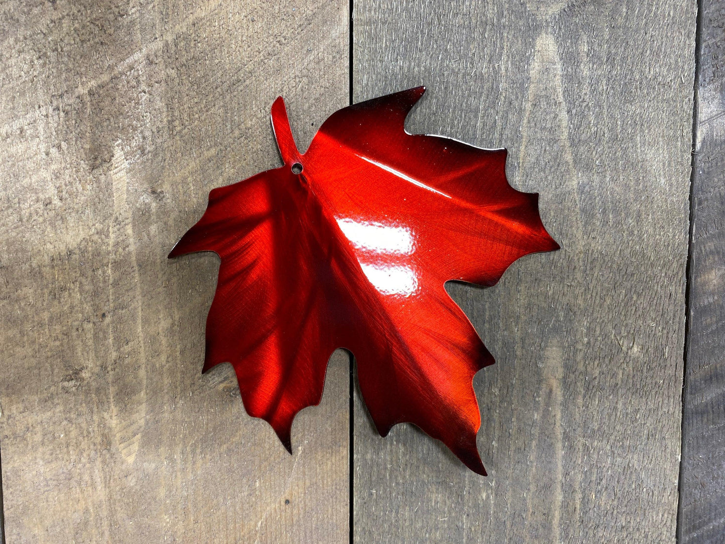 Metal Leaves Wall Decor – Rustic Autumn Accent for Home & Cabin - RMMDecor