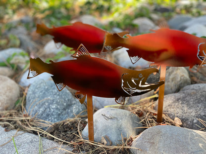 Salmon flower bed stakes - RMMDecor