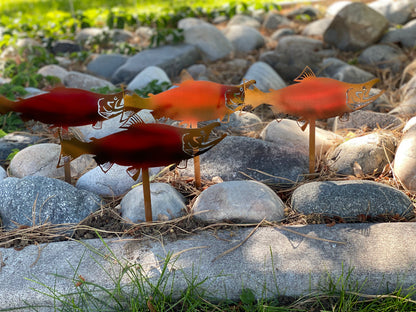 Salmon flower bed stakes - RMMDecor
